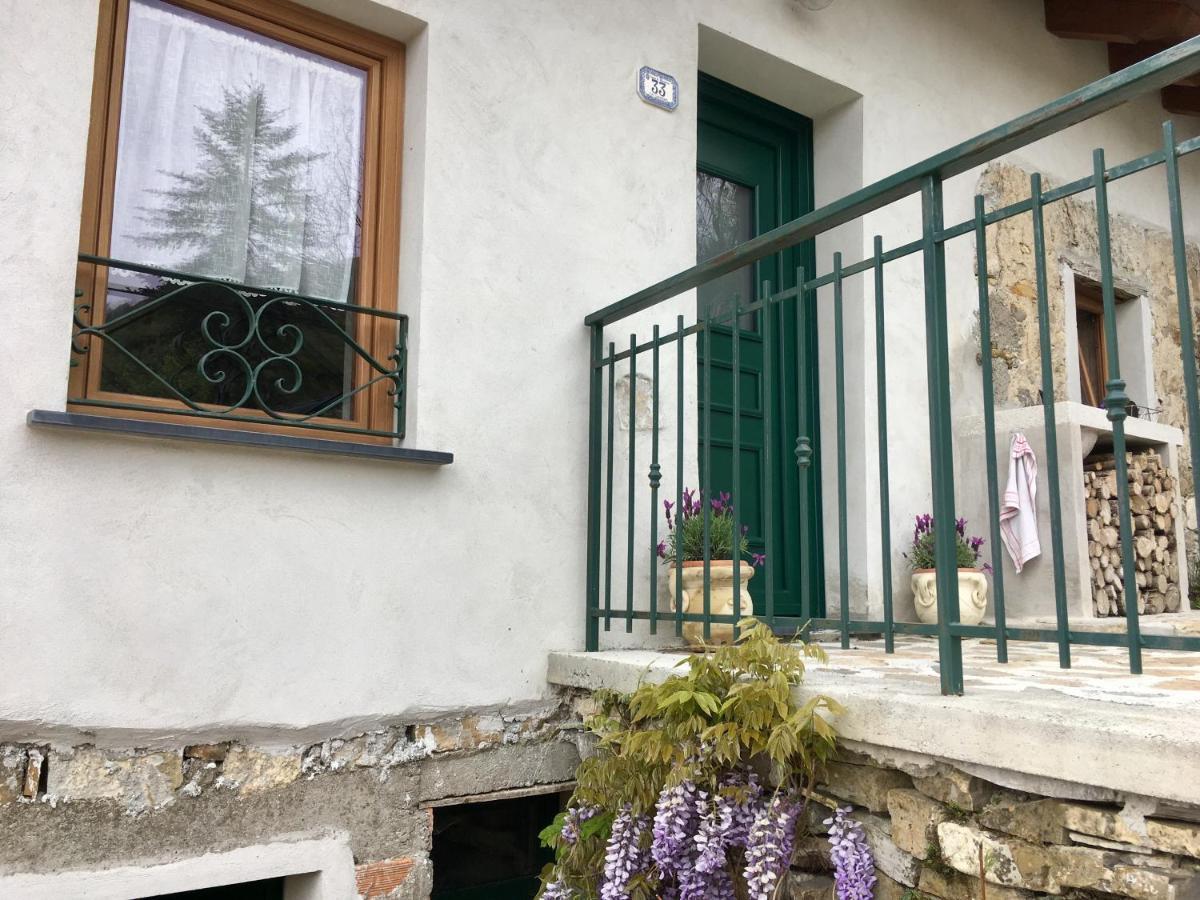 Agriturismo Cascina Clavarezza Valbravenna エクステリア 写真