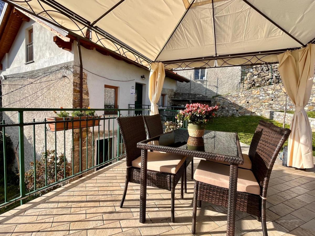 Agriturismo Cascina Clavarezza Valbravenna エクステリア 写真