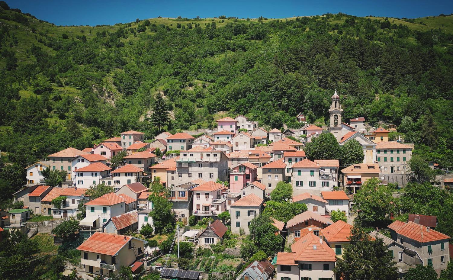 Agriturismo Cascina Clavarezza Valbravenna エクステリア 写真